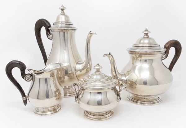 Servizio da tè e caffè in argento