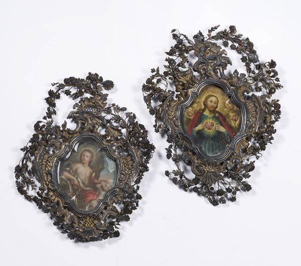 Coppia di cornici in argento sbalzato e cesellato  - Auction Parade II - Old Masters Furnitures, Sculptures and Paintings - Casa d'aste Farsettiarte