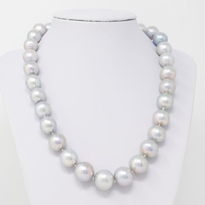 Collana di Perle Grigie in Gradazione