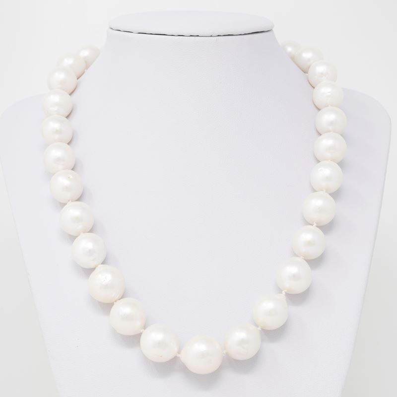 Collana di Perle di Fiume Grigie