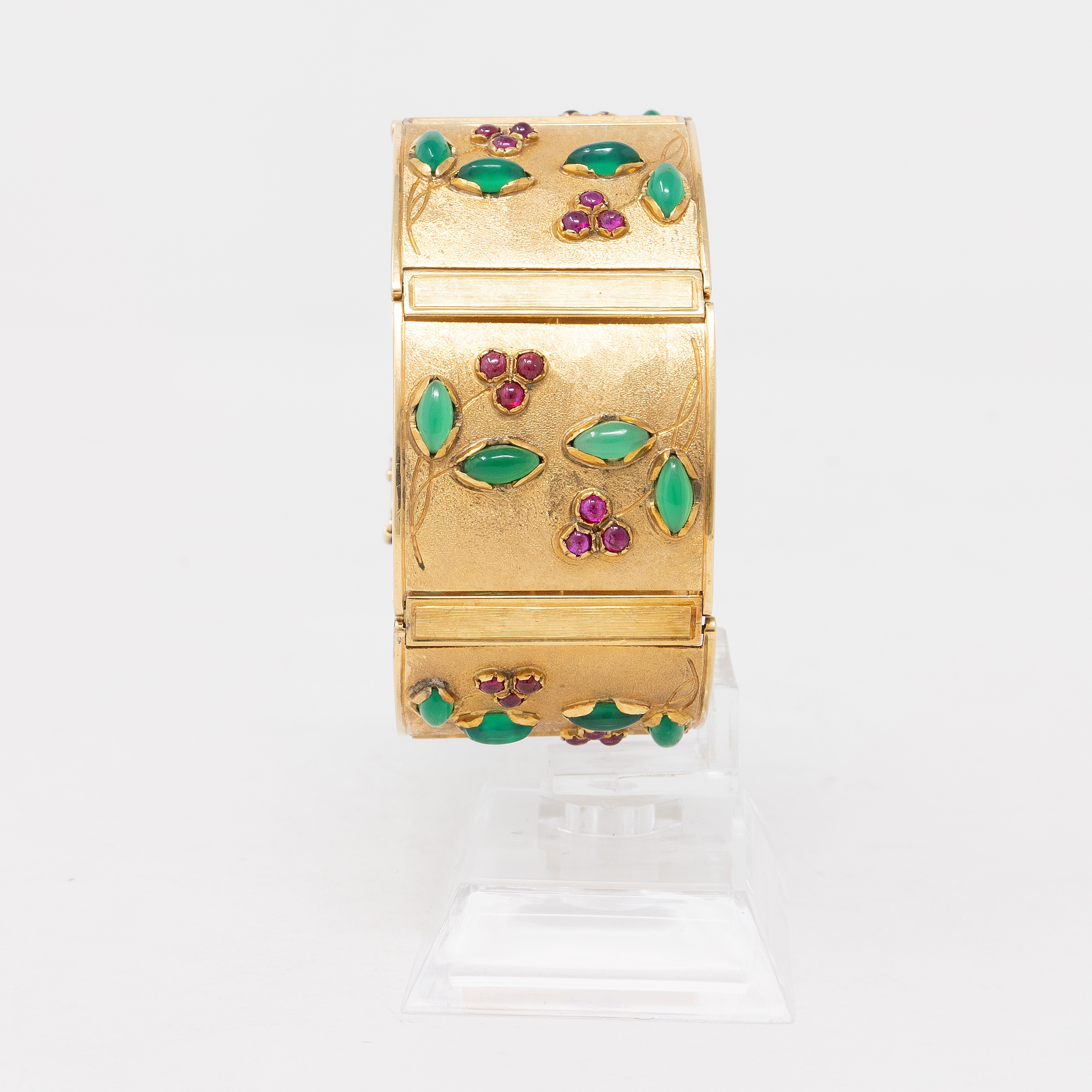 Bracciale Semirigido in Oro Giallo, Calcedoni e Rubini