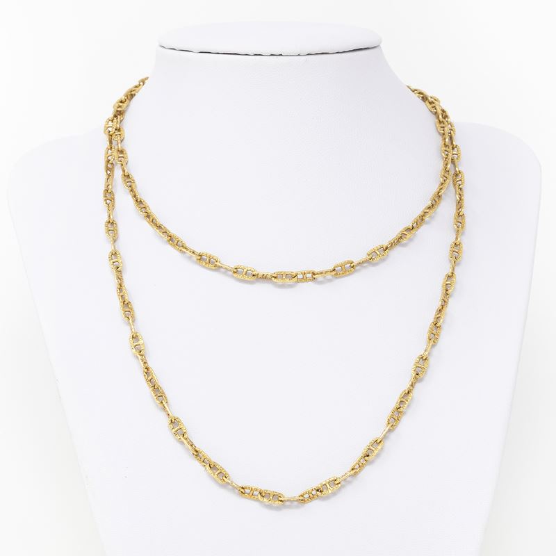 Collana in Oro Giallo a Maglia Marina Martellata