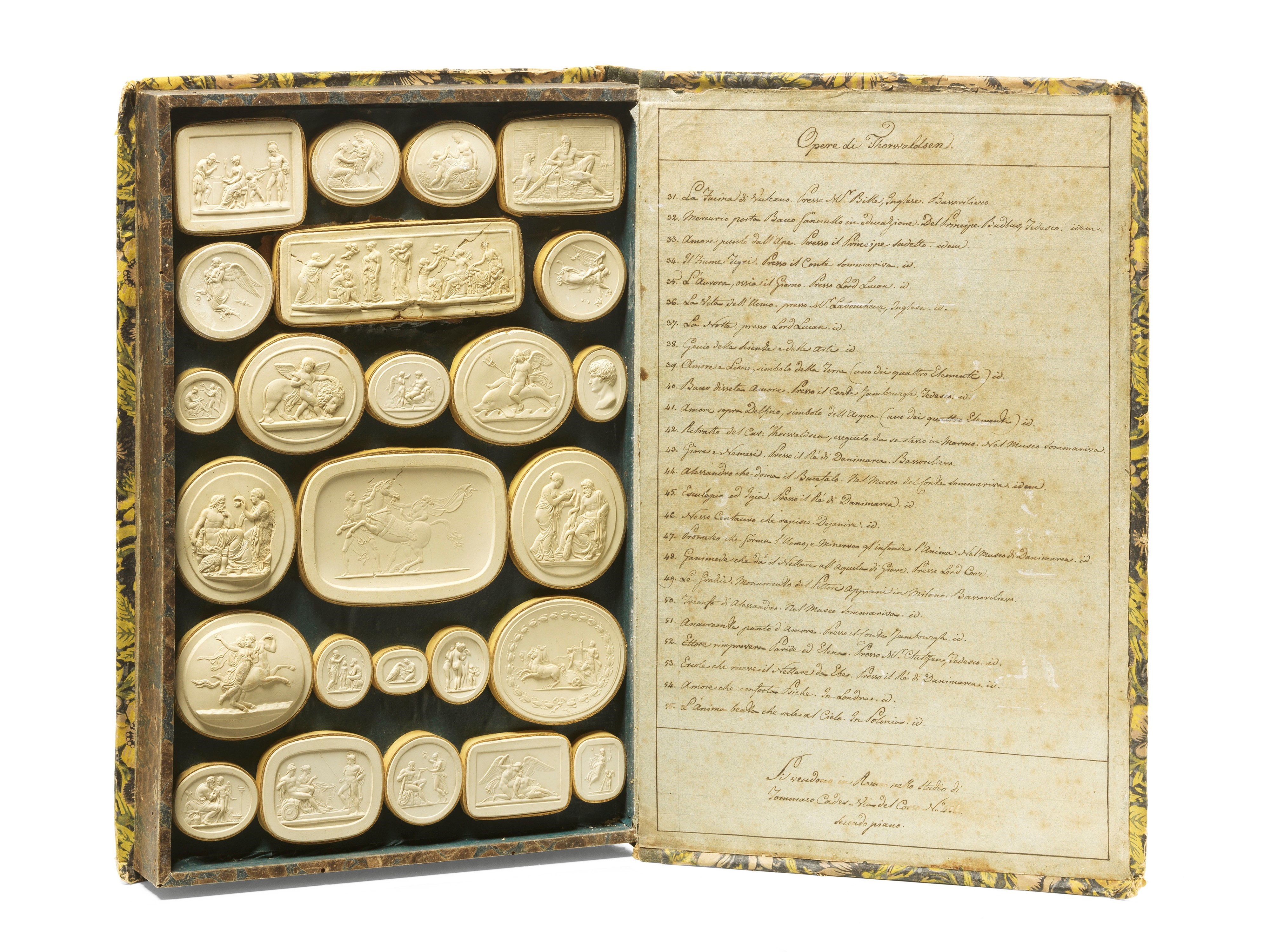 Cofanetto a Libro Contenente Calchi in Gesso