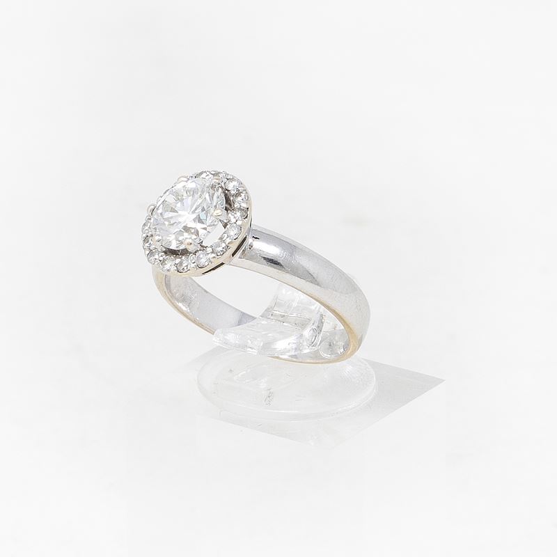 Anello in Oro Bianco con Solitario