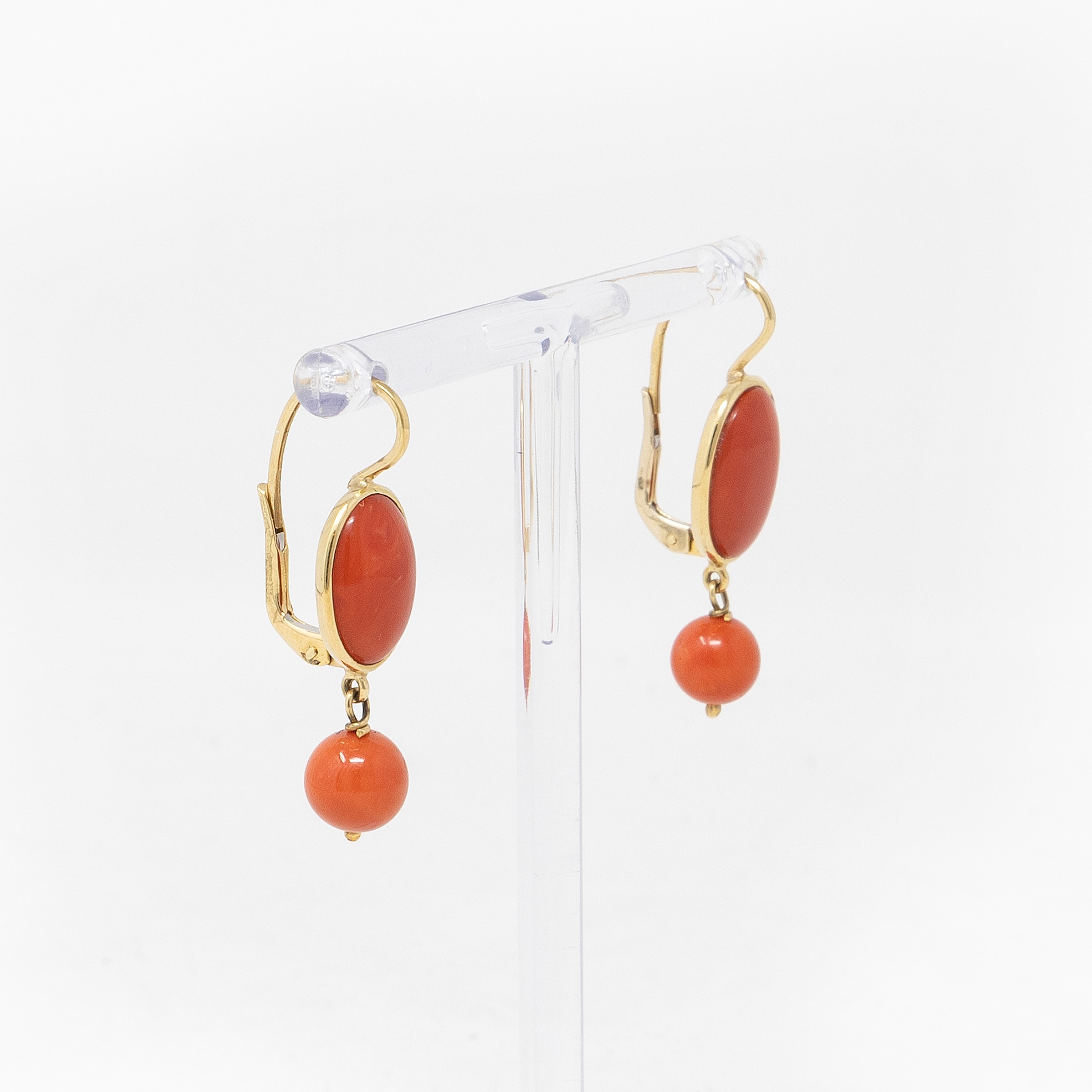 Orecchini Pendenti in Oro Giallo e Corallo Rosso