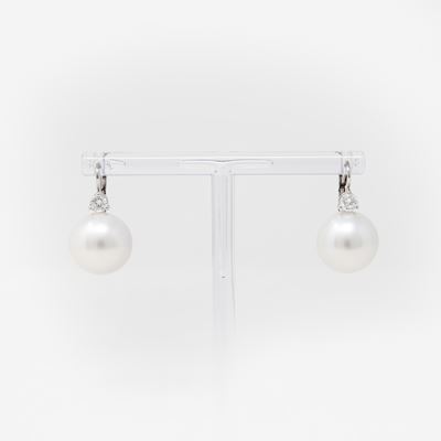 Orecchini in Oro Bianco con Perle Australiane e Diamanti