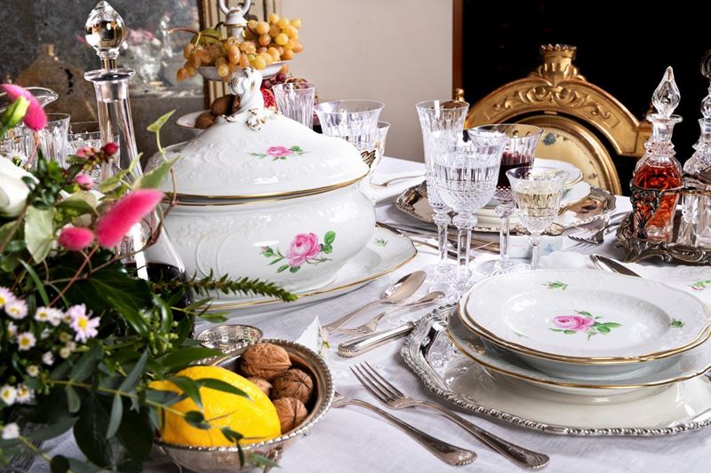 Servizio da Tavola in Porcellana Meissen "rote Rose"