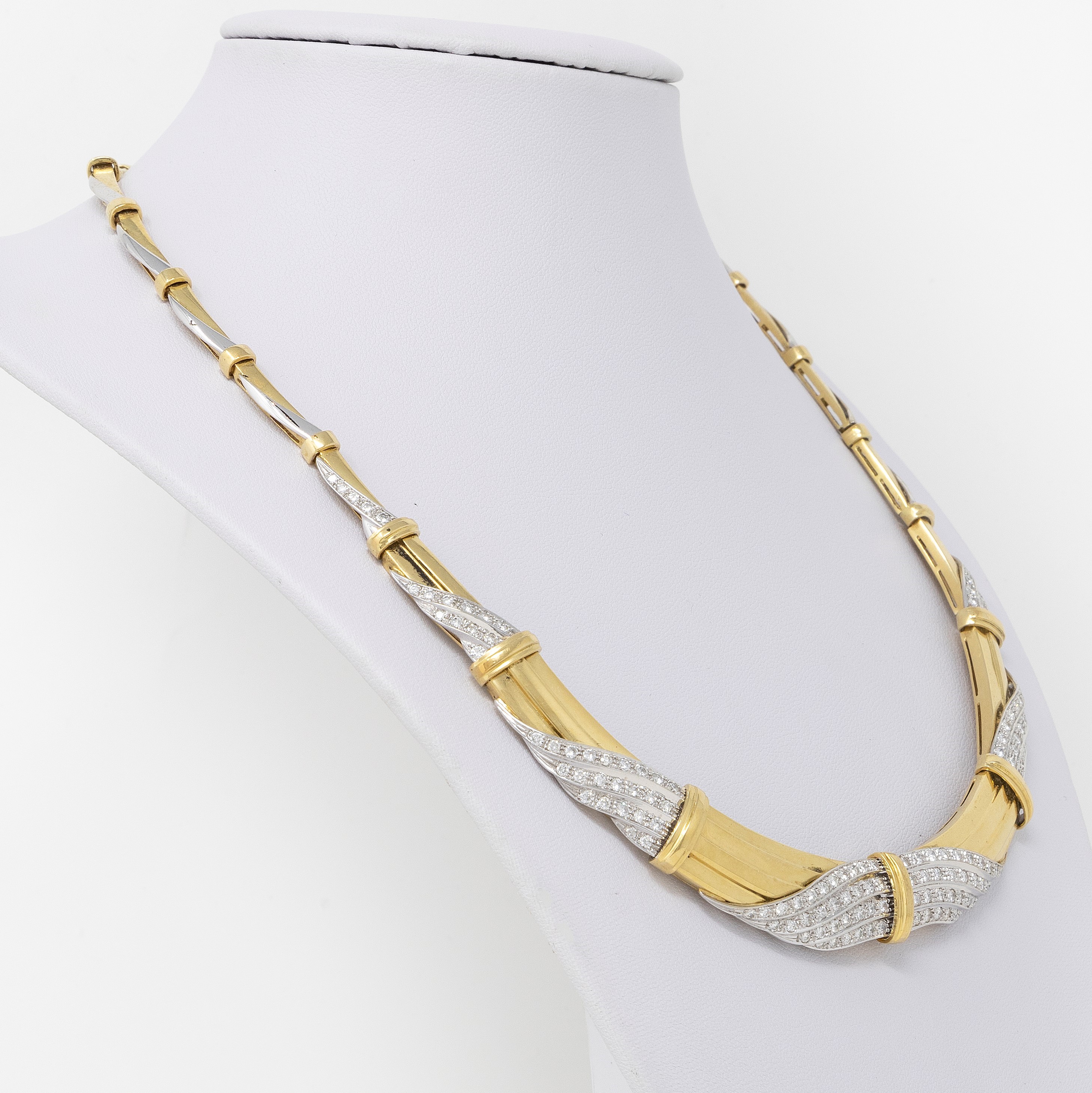 Collana Girocollo in Oro Giallo e Bianco e Brillanti