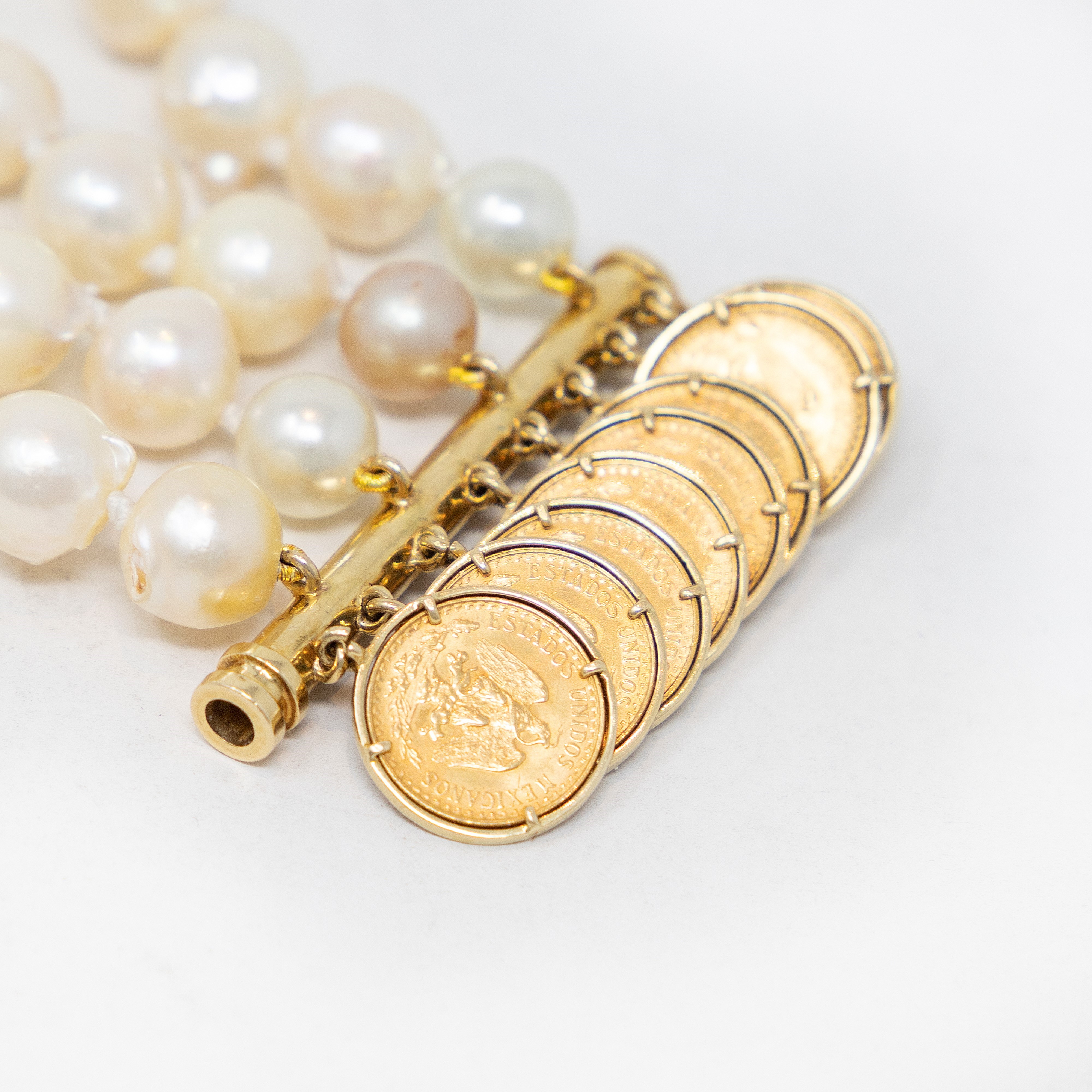 Bracciale di Perle Barocche e Oro Giallo