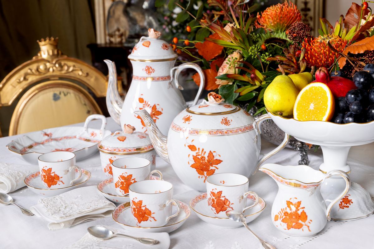 Servizio da Tavola e Caffè in Porcellana Herend "apponyi Orange"