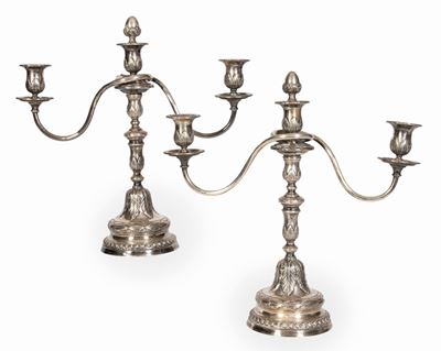 Coppia di Candelabri a Tre Fiamme in Argento Settepassi