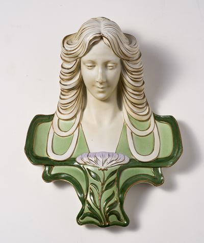 Ginori Busto Femminile in Bisquit