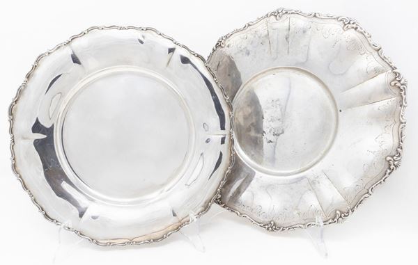 Due piatti circolari in argento  - Auction The Art of the Table - Casa d'aste Farsettiarte