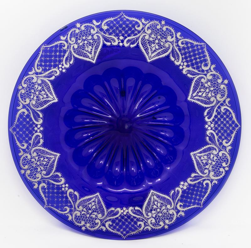 Piatto Umbonato in Vetro Blu Cobalto