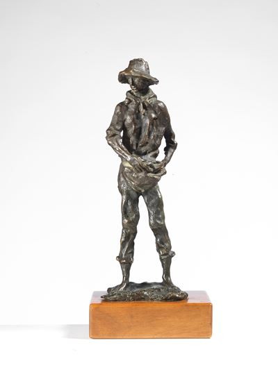 Seminatore, scultura in bronzo, cm 33 h, 1975