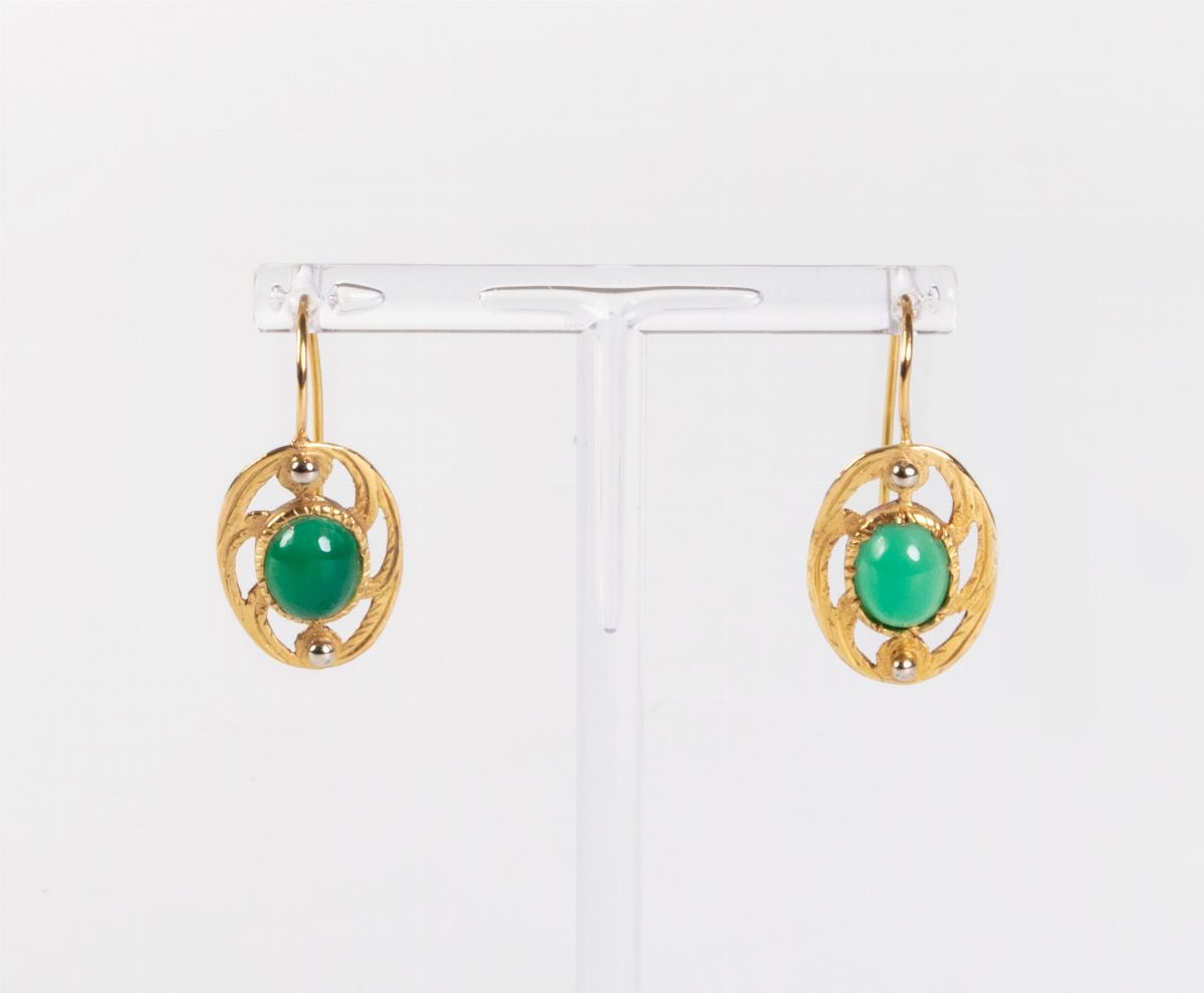 Collana e orecchini in oro giallo 18 kt con calcedonio cabochon
