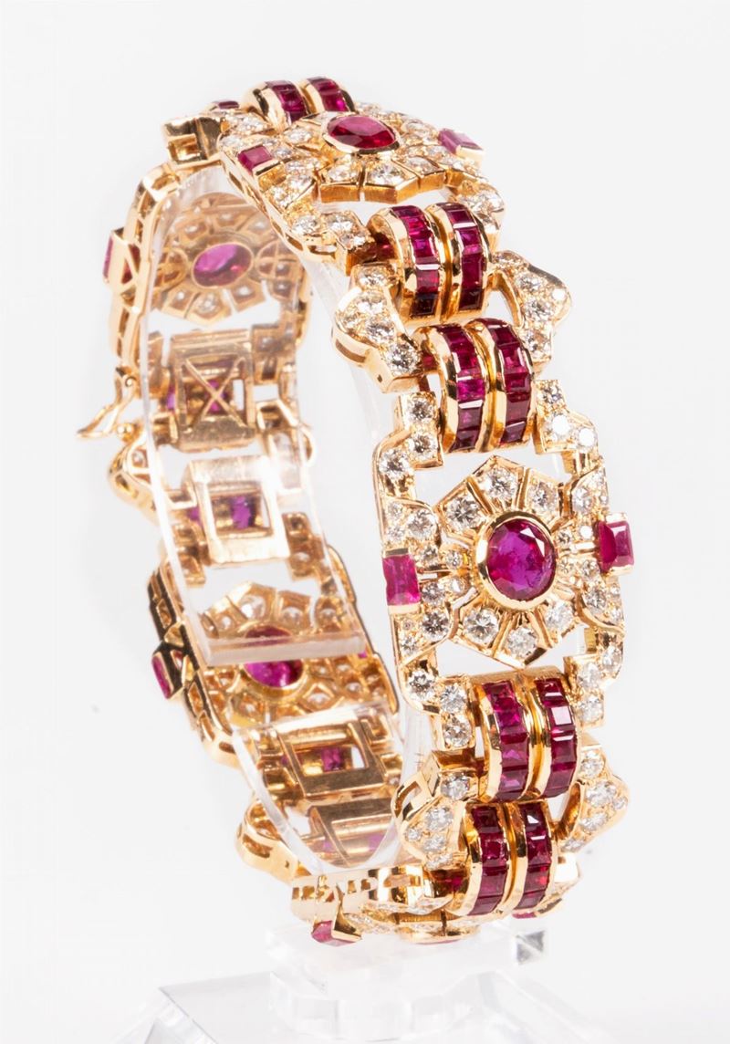 Bracciale a Maglie in Oro Giallo con Rubini e Diamanti