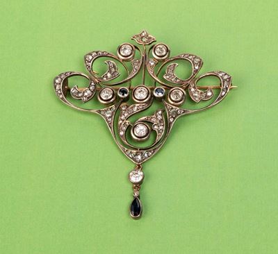 Spilla, oro 18 kt con diamanti vecchio taglio e zaffiri