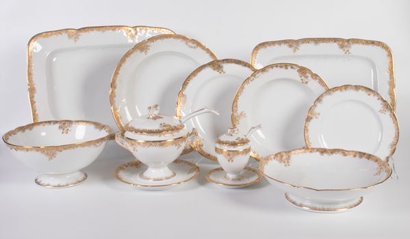 Servizio da tavola in porcellana  - Auction PARADE IV - L'Arte della Tavola - Casa d'aste Farsettiarte