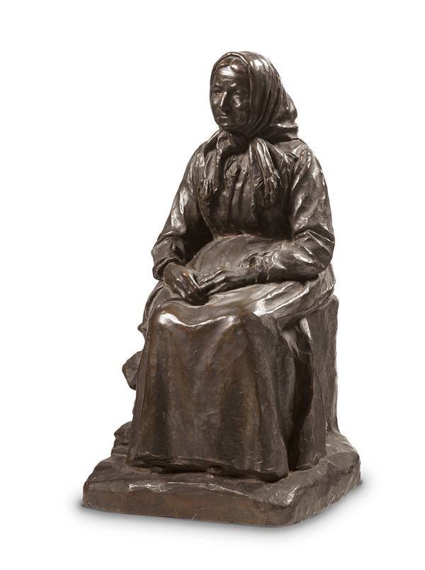 Alimondo Ciampi : Figura di donna anziana seduta  (1930)  - Scultura in bronzo - Asta Importanti Arredi, Maioliche, Sculture e Dipinti Antichi - Casa d'aste Farsettiarte