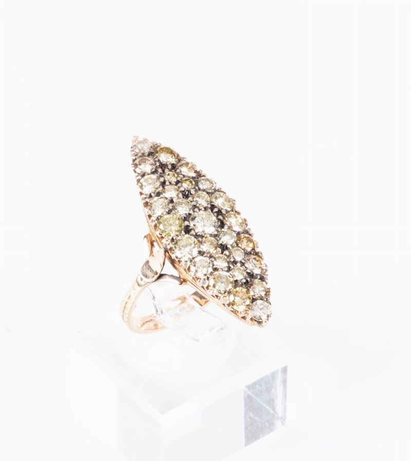 Anello a Losanga in Oro Giallo e Diamanti Fancy Light Yellow