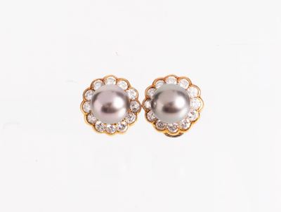 Faraone Orecchini a Clips in Oro Giallo e Bianco con Perle Grigie Tahiti e Diamanti