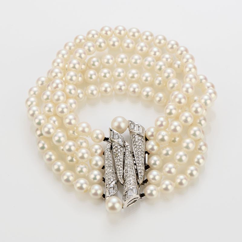 Bracciale di cinque fili di perle