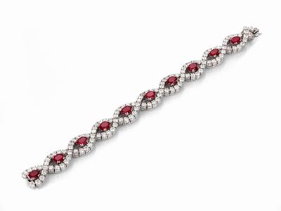 Bracciale a Maglia Morbida in Platino con Rubini e Diamanti
