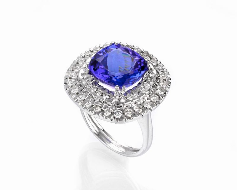Anello in Oro Bianco, Diamanti e Tanzanite