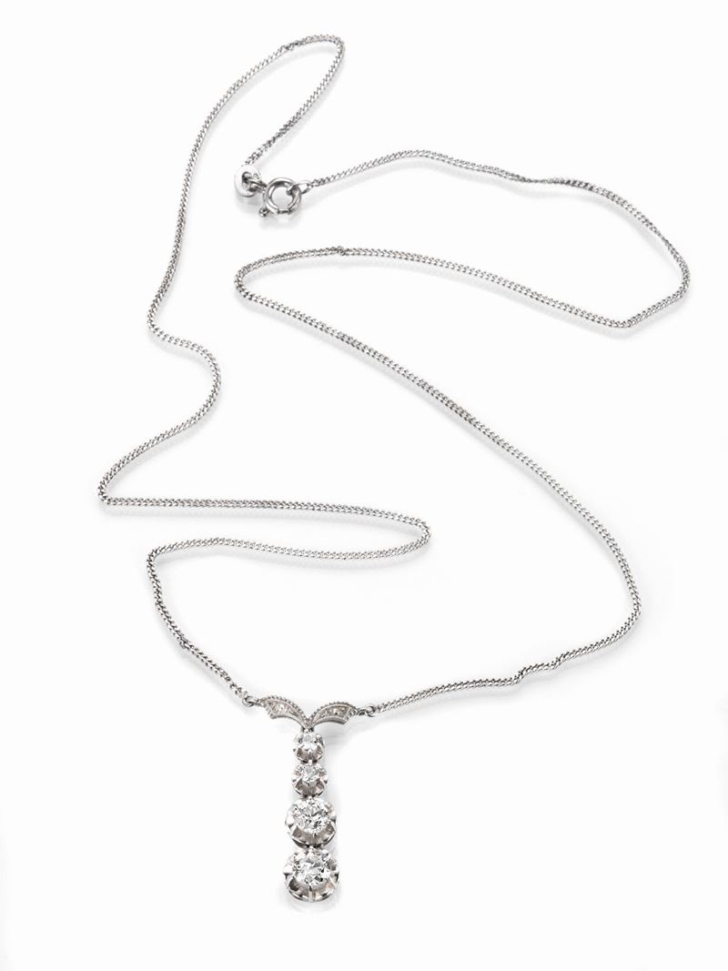 Pendente con Sottile Catena in Oro Bianco con Diamanti