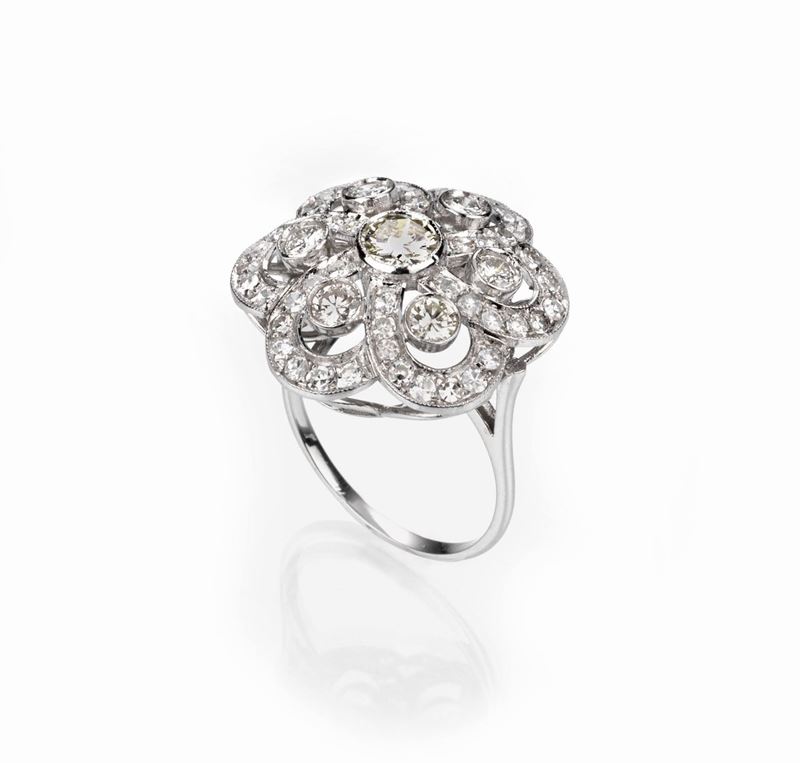 Anello a Fiore in Oro Bianco e Diamanti