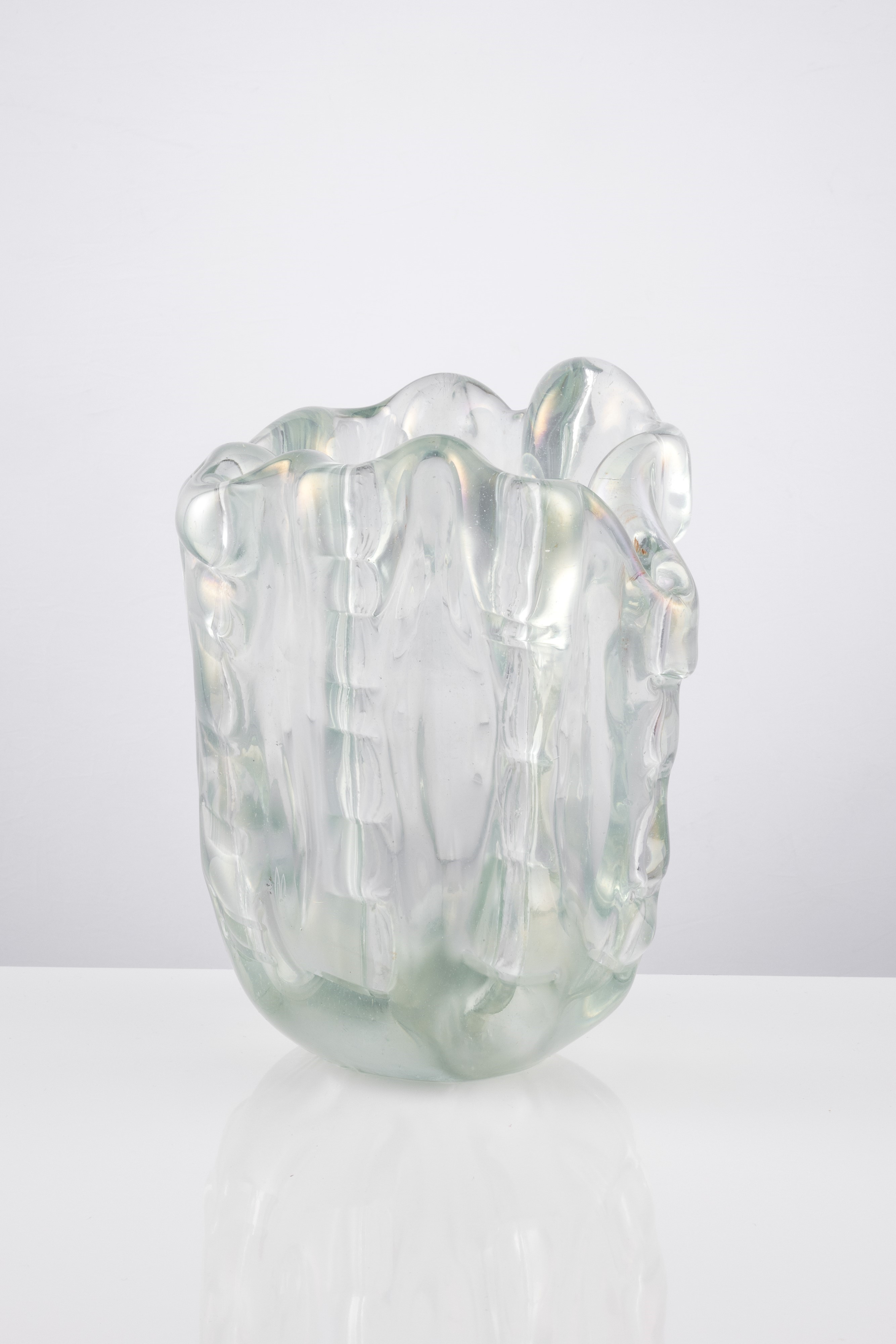 Vaso in Vetro Soffiato Verde Chiaro Opalescente