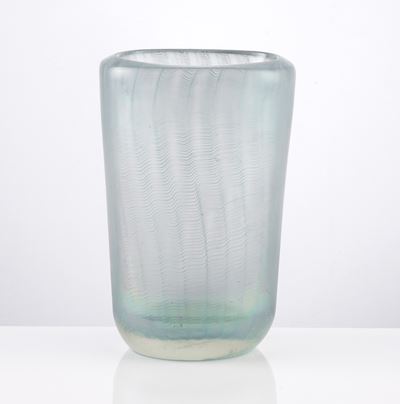 Vaso Murano in Vetro Spesso Verde Chiaro Luminescente
