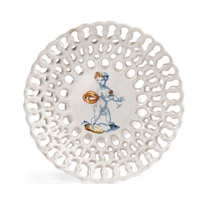 Crespina Traforata in Maiolica Bianca