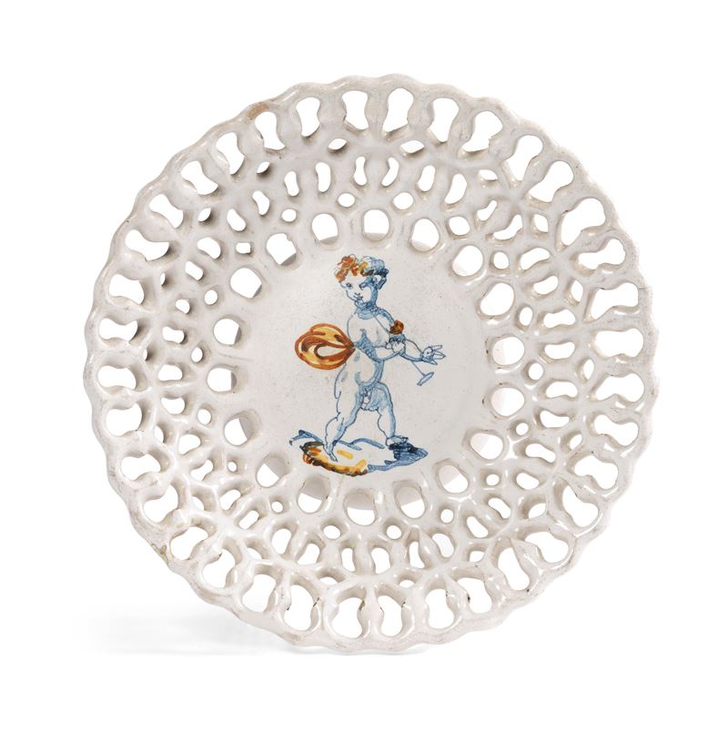 Crespina Traforata in Maiolica Bianca