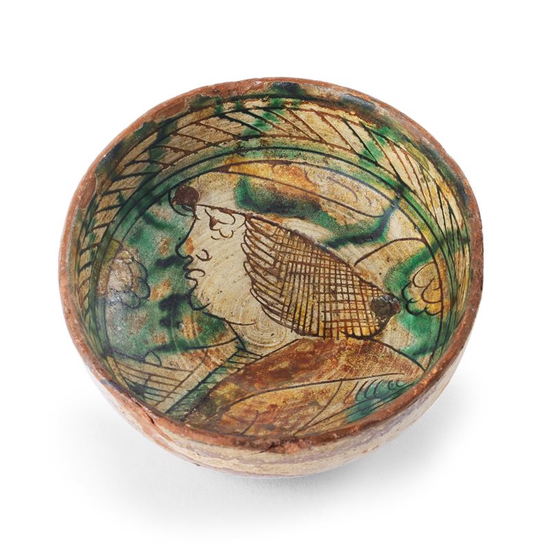 Piccola Coppa Graffita in Maiolica Policroma Verde Rame e Manganese