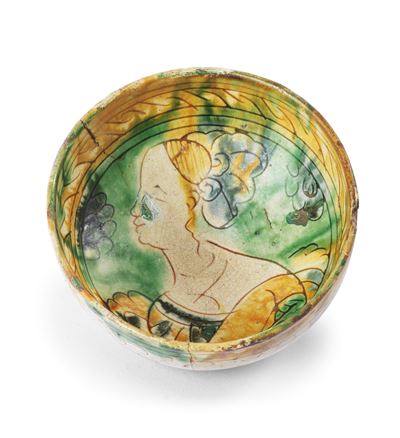 Piccola Coppa Graffita in Maiolica Policroma Verde Rame e Ocra Gialla