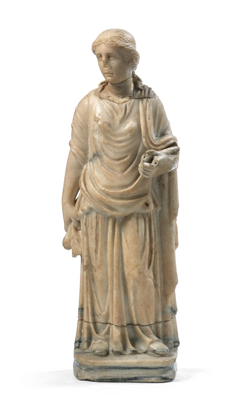 Divinità femminile romana