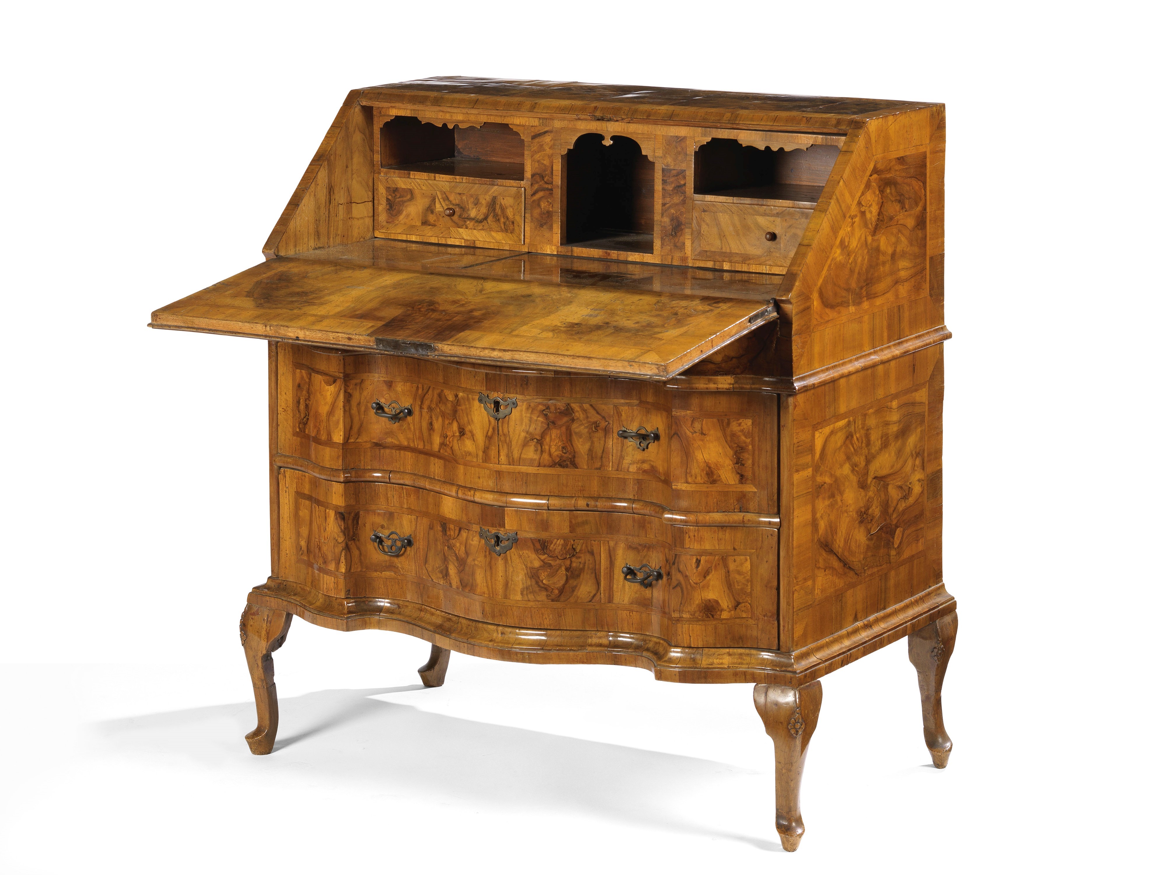 Bureau in Radica e Listra di Noce