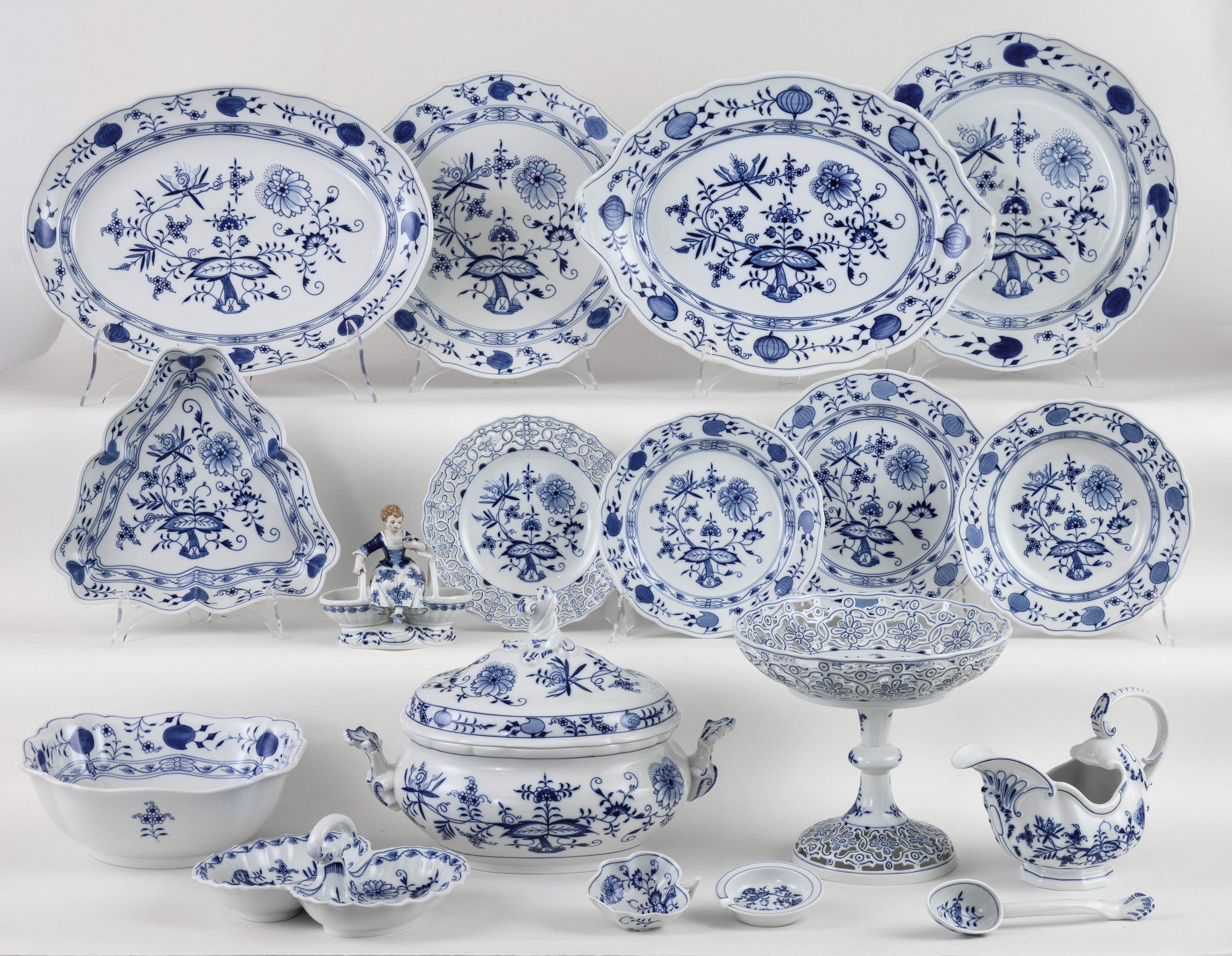 Servizio da Tavola in Porcellana Meissen "zwiebelmuster"