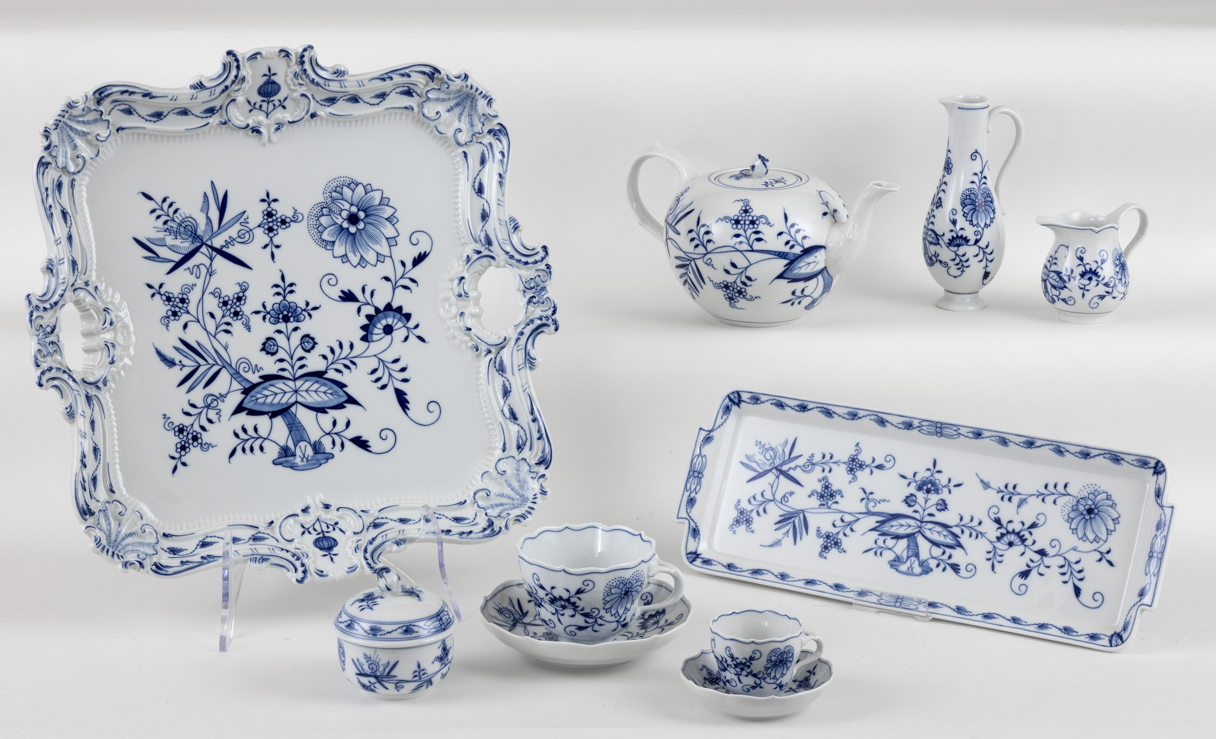 Servizio da Tavola in Porcellana Meissen "zwiebelmuster"