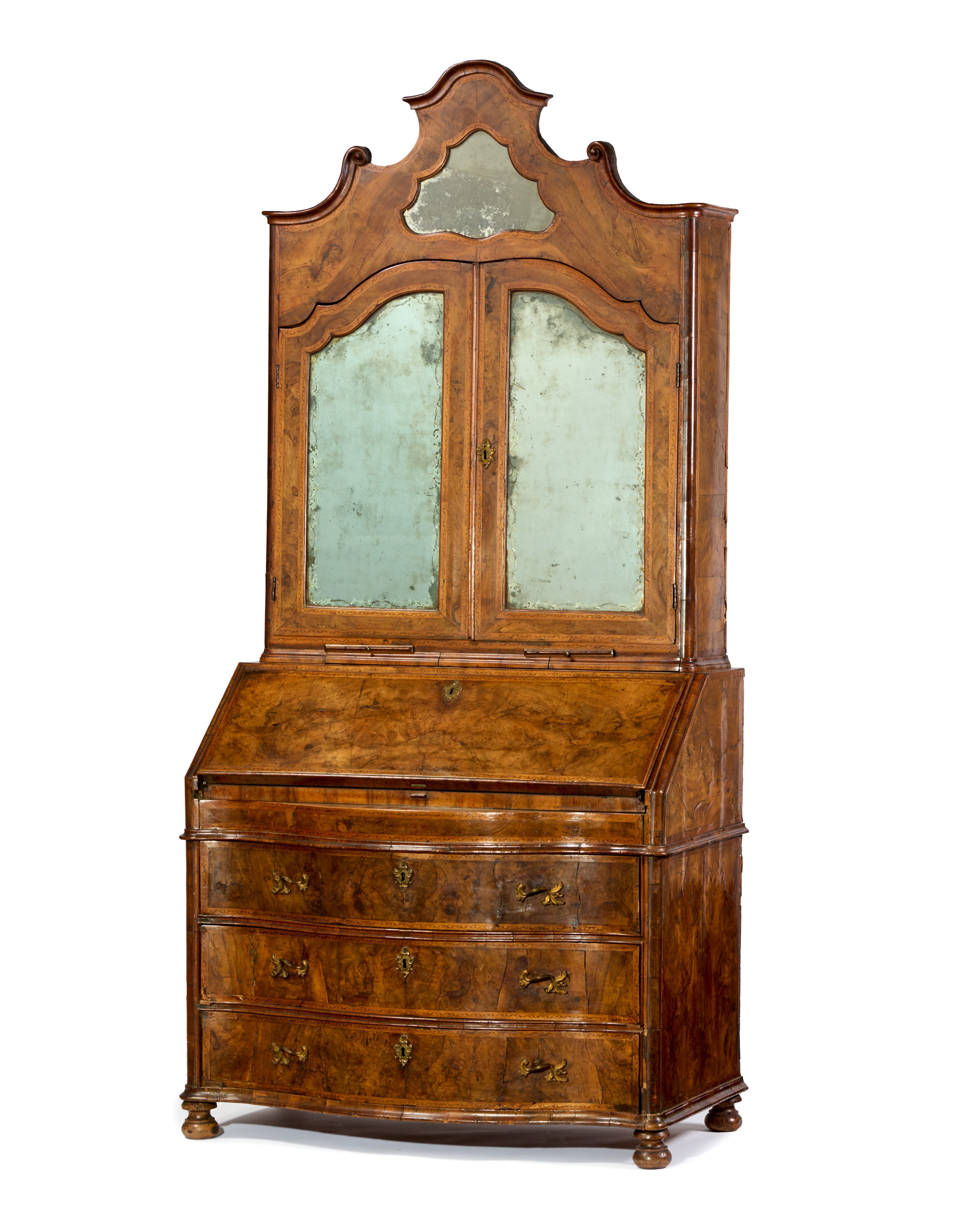 Trumeau in listra e radica di noce