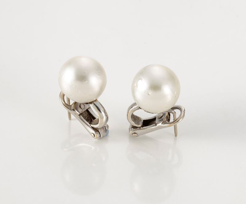 Orecchini in Oro Bianco e Perle Coltivate