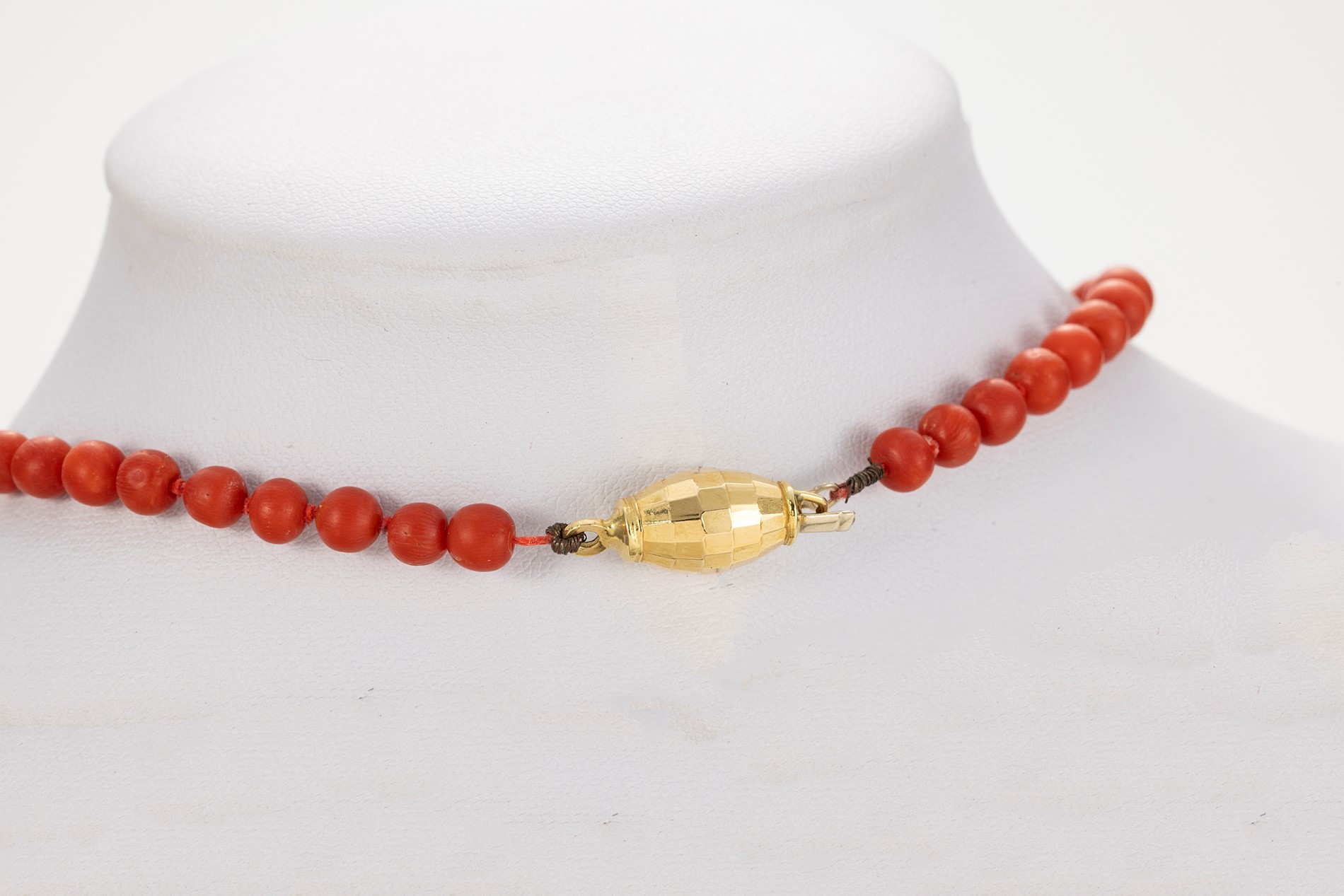 Collana in Corallo Rosso in Gradazione