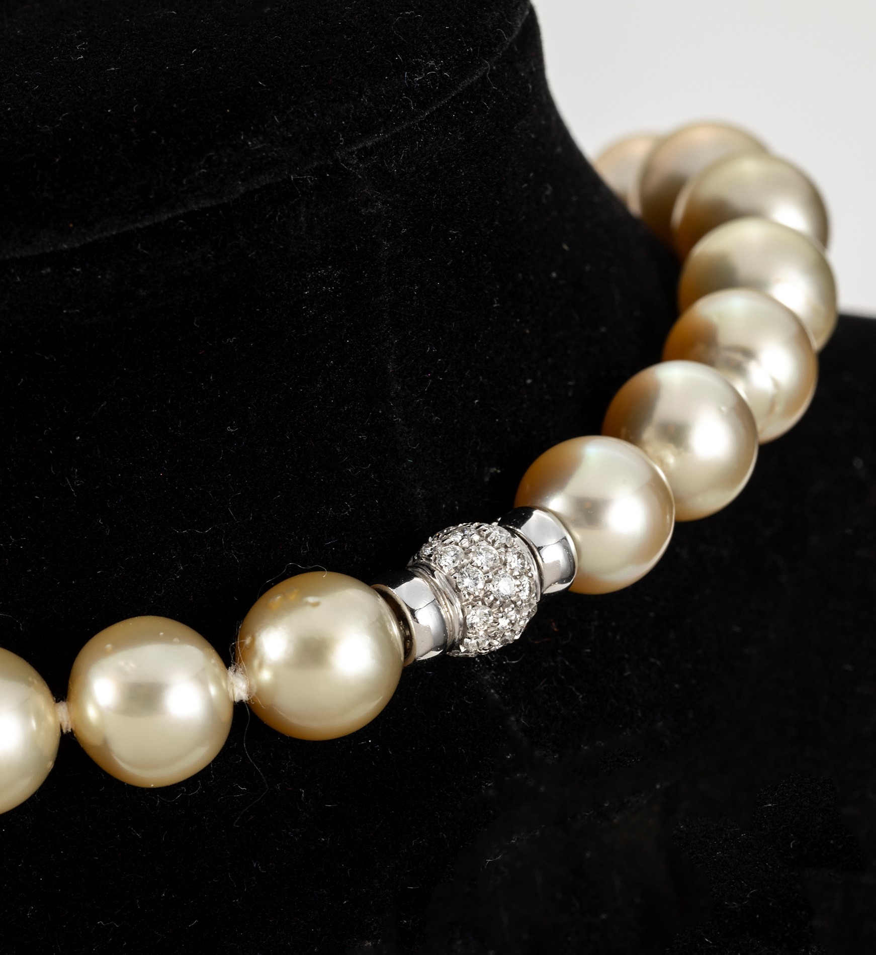 Collana girocollo di perle Gold in gradazione