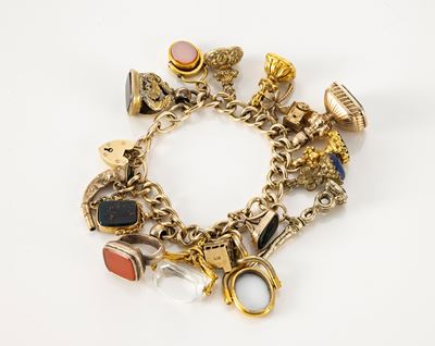 Bracciale in Oro con Charms