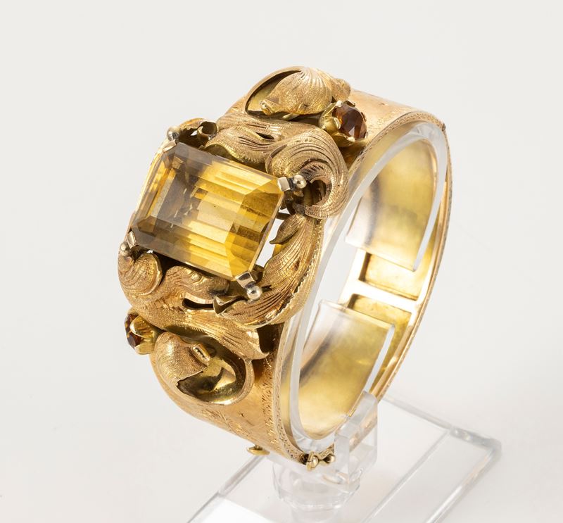 Bracciale a Fascia Rigida in Oro Giallo con Quarzi