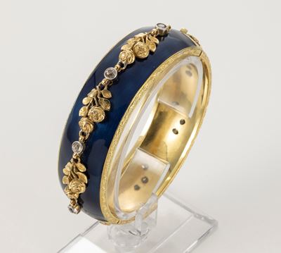 Bracciale a Fascia Bombata in Oro Giallo e Diamanti