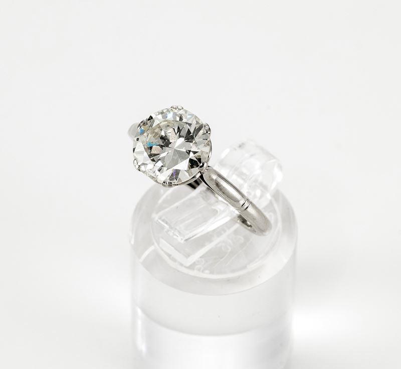 Anello in Oro Bianco con Diamante