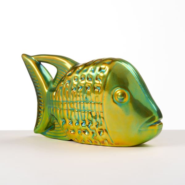 Zsolnay pesce in pasta di vetro verde iridescente  - Asta Vetri e ceramiche - Casa d'aste Farsettiarte